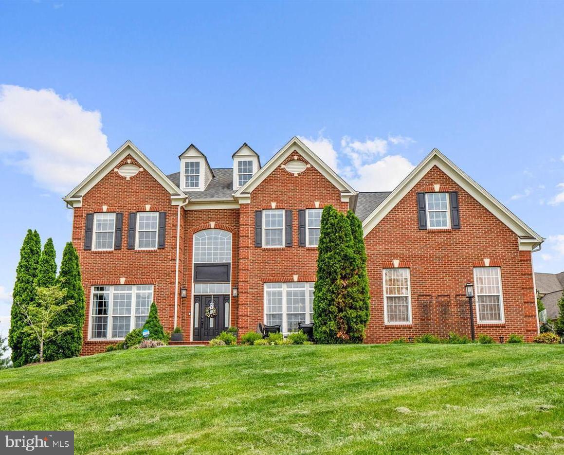 38822 Bettis Drive, Hamilton