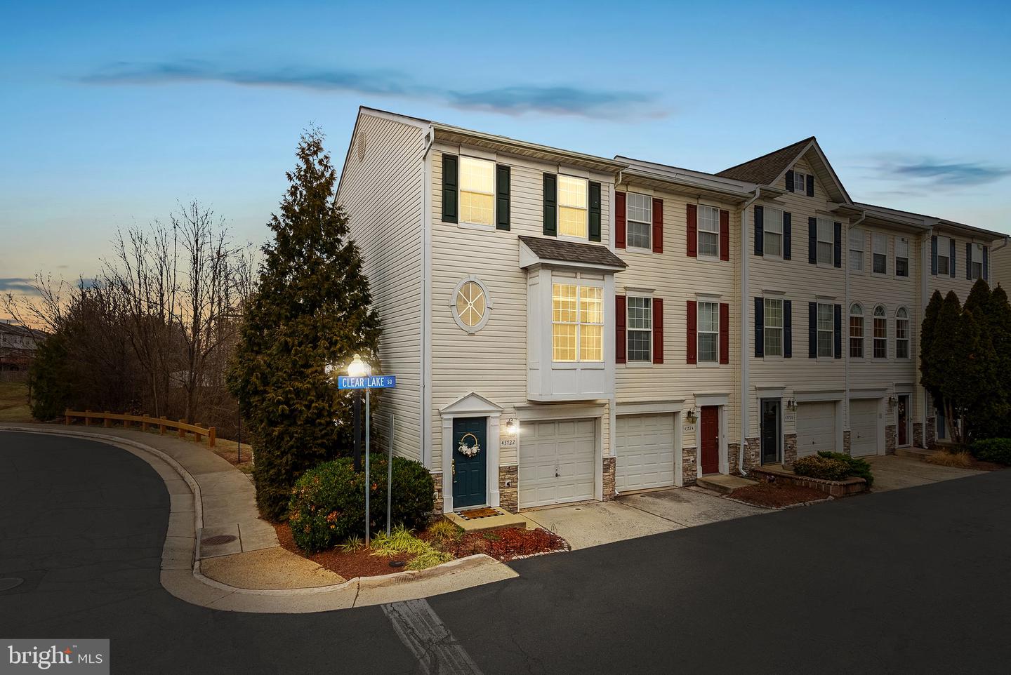 43722 Clear Lake Square, Ashburn