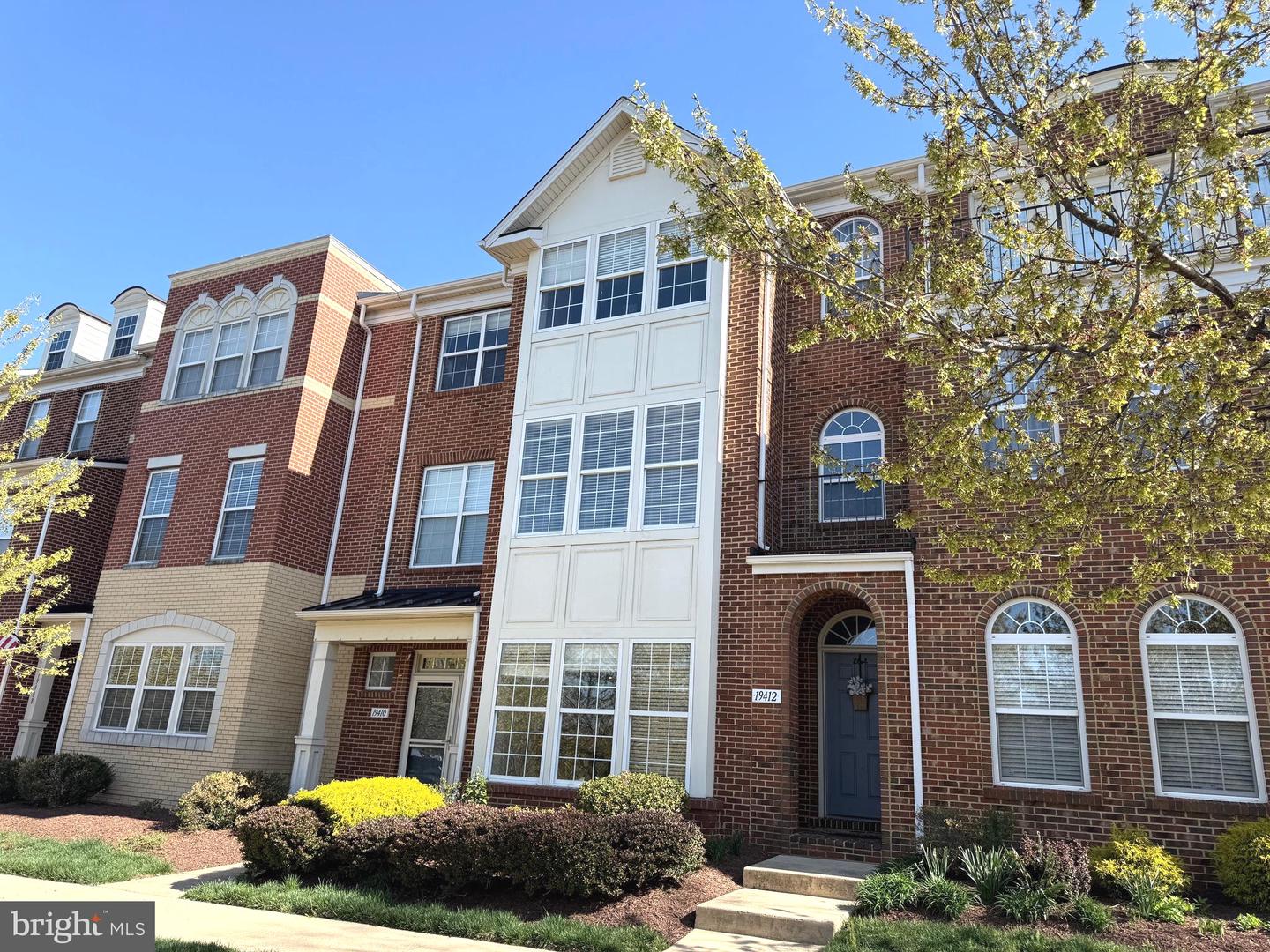 19410 Front Street, Leesburg