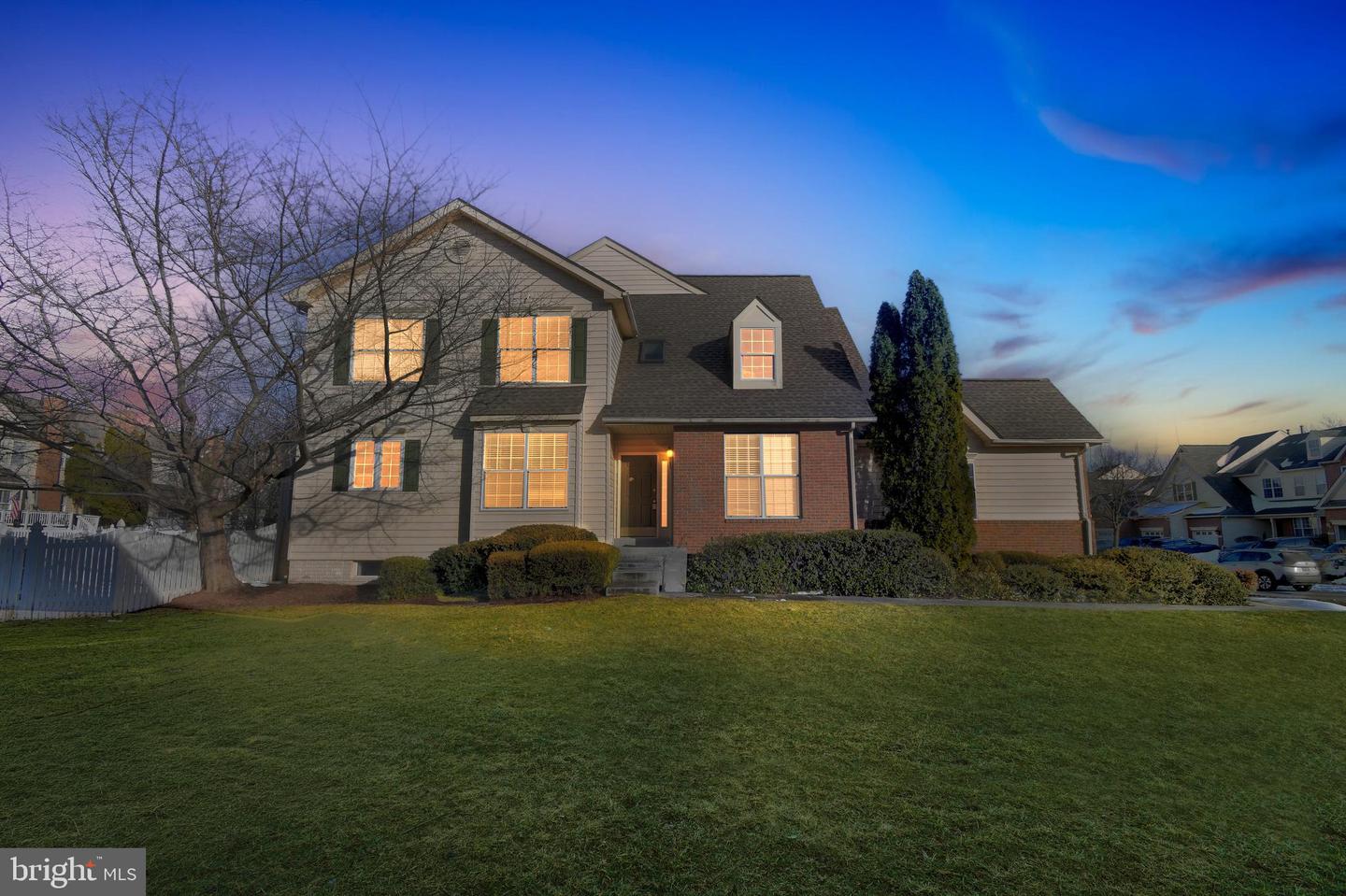 43592 Dunhill Cup Square, Ashburn