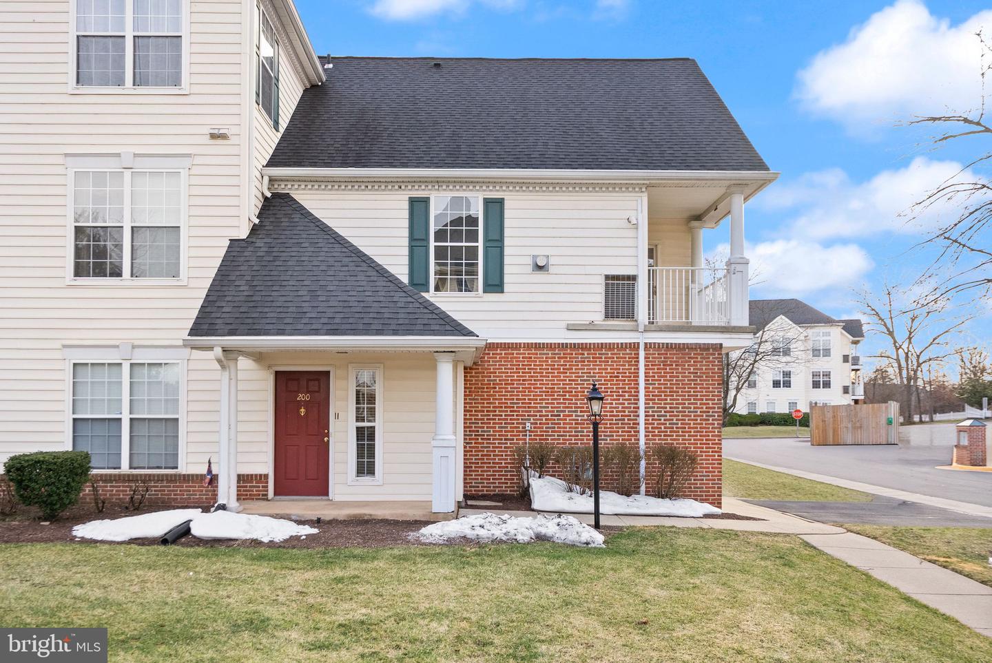 25240 Lake Shore Square #200, Chantilly