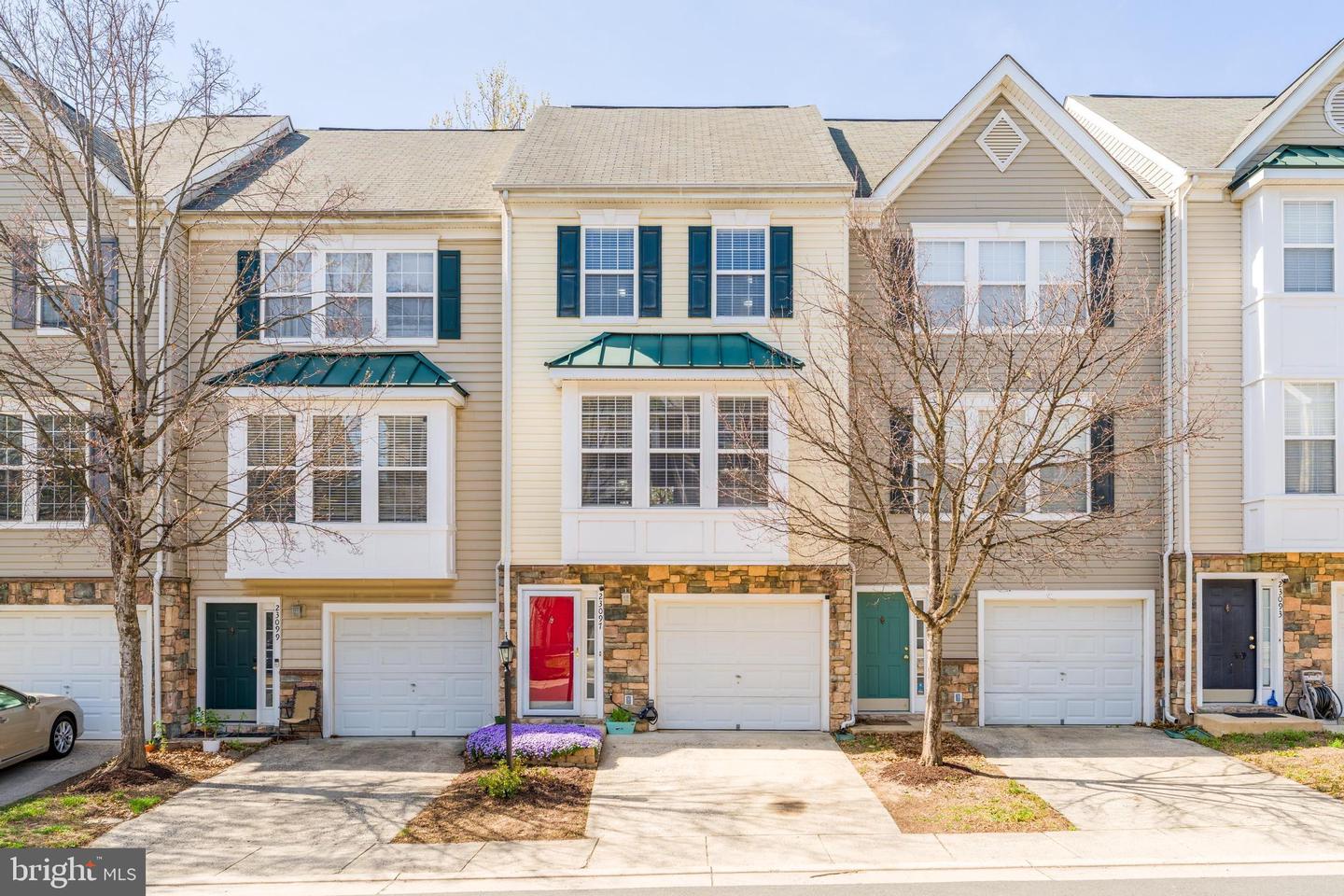 23097 Fontwell Square, Sterling
