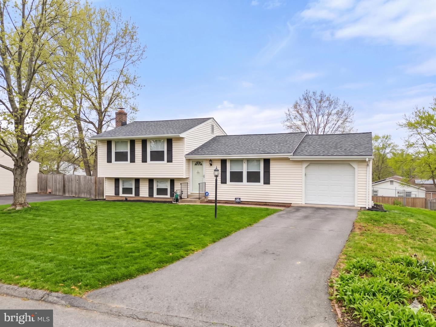 138 N Ithaca Court N #0, Sterling
