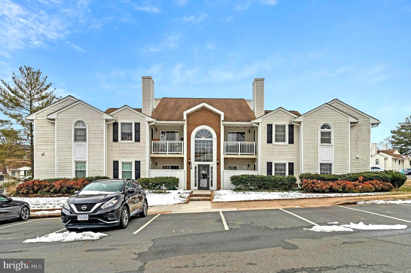119 Westwick Court #6, Sterling