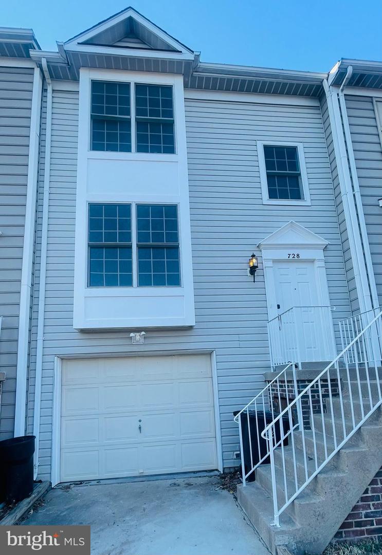728 Hetzel Terrace Terrace SE, Leesburg