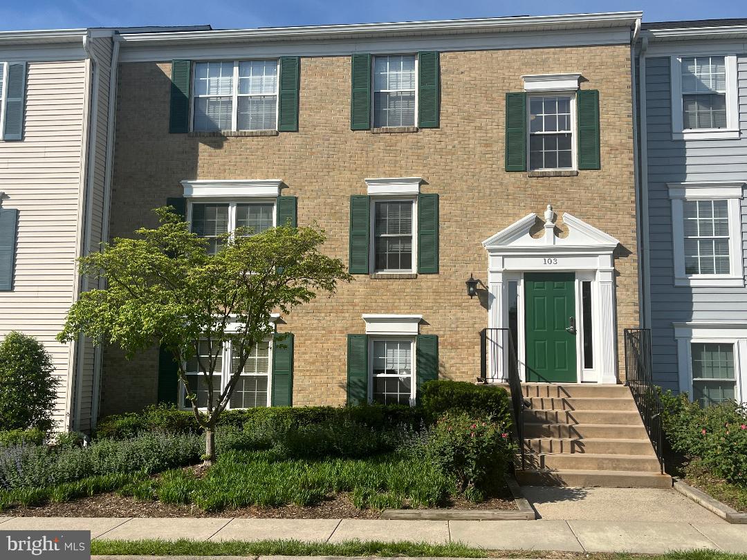 103 Fort Evans Road SE #f, Leesburg