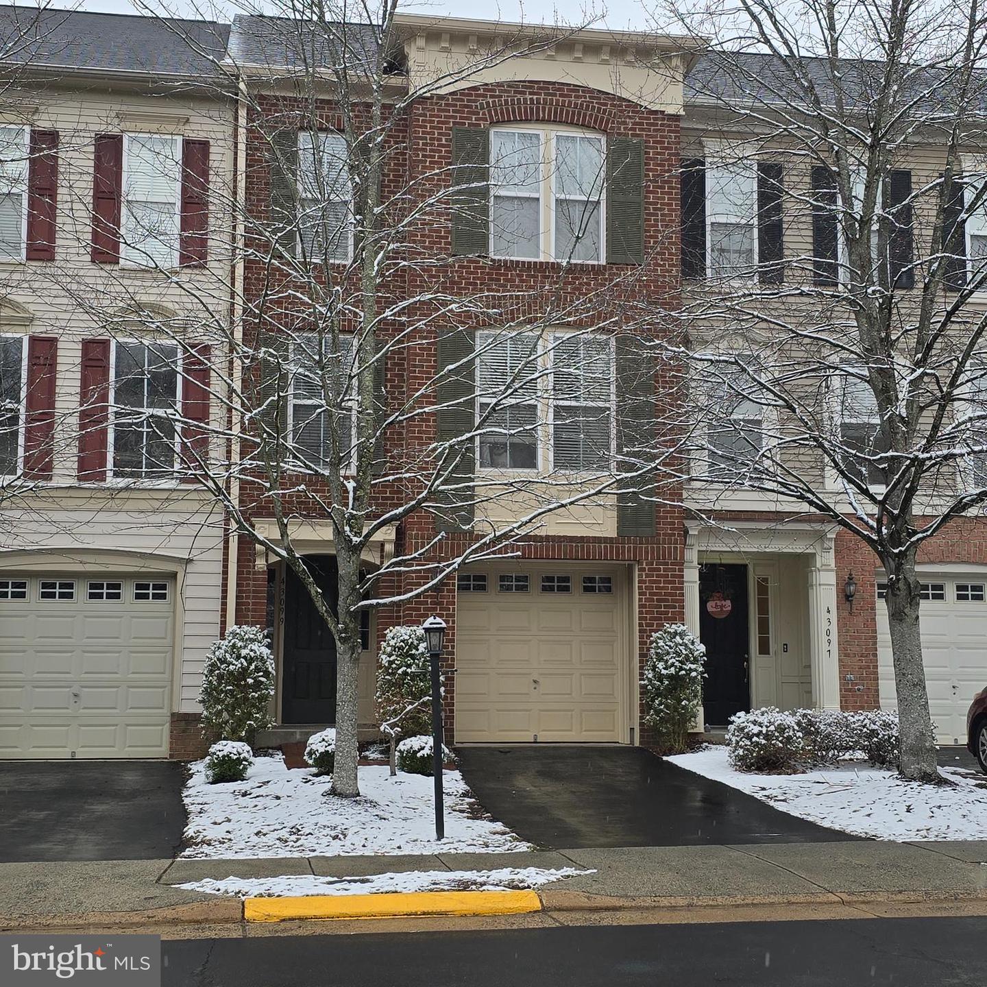 43099 Hunters Green Square, Broadlands