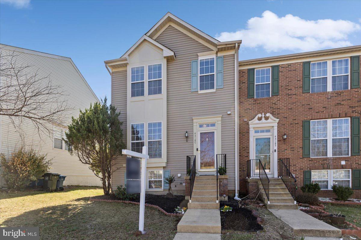 43187 Owen Park Way, Chantilly