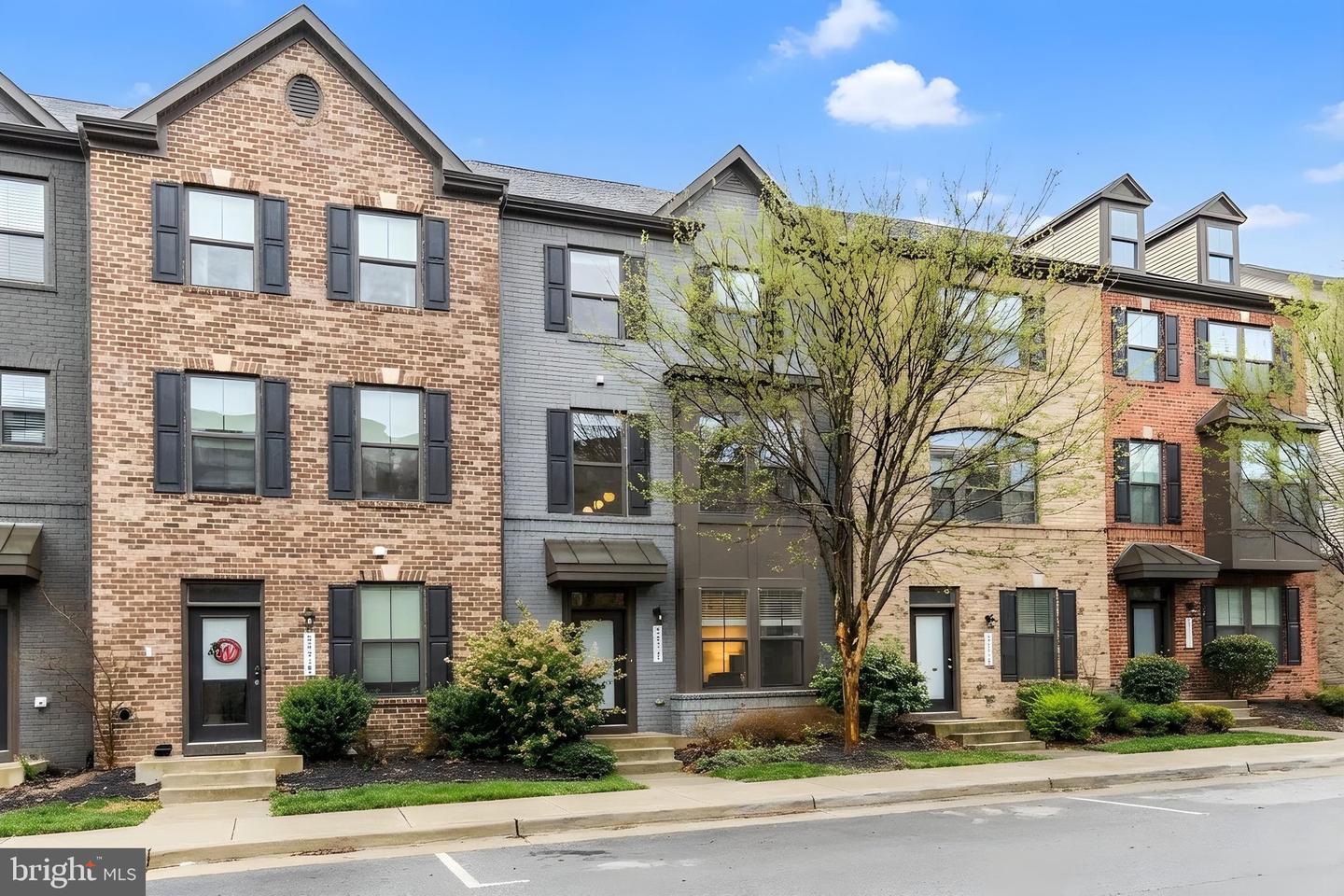 22317 Seabring Terrace, Ashburn