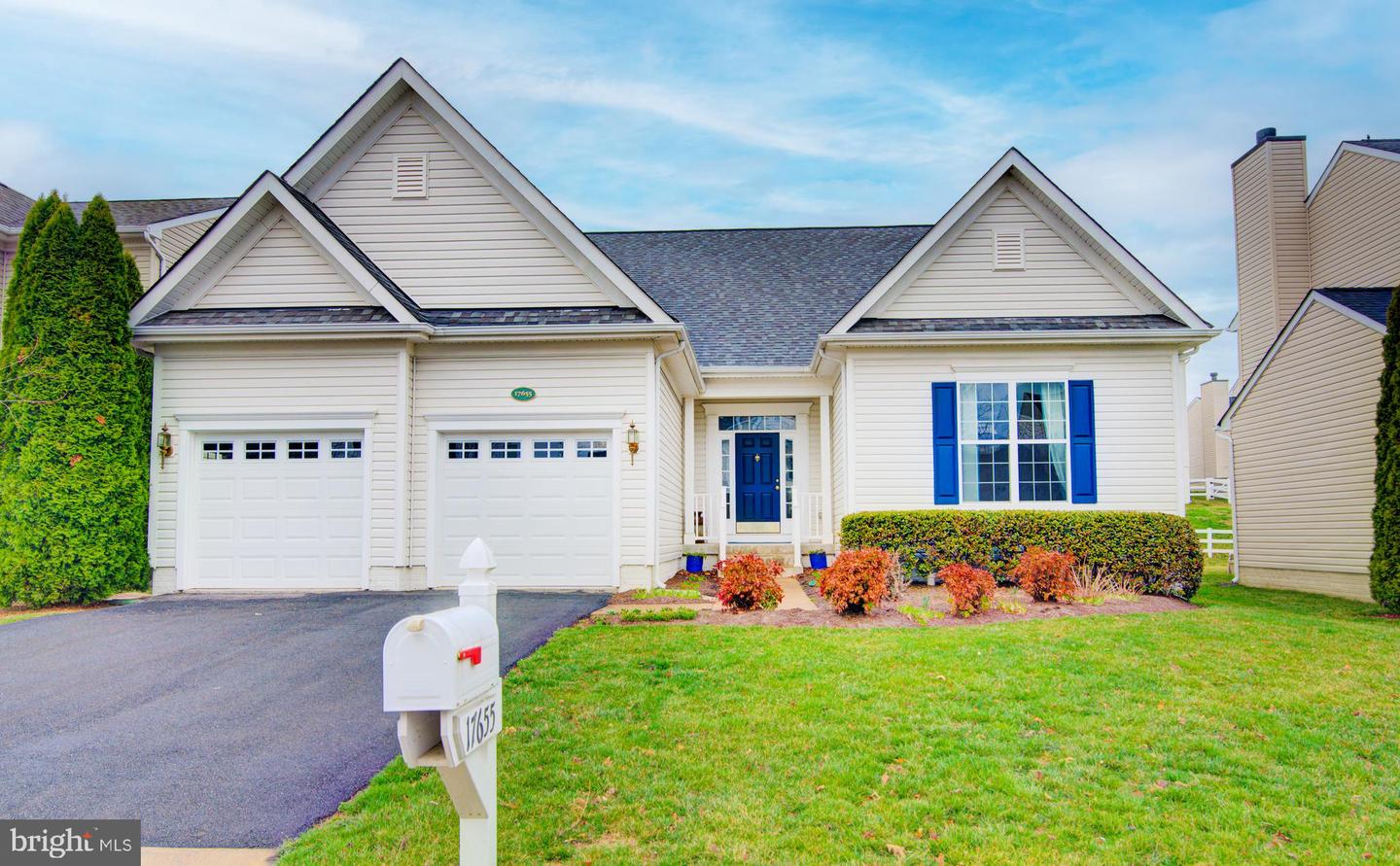 17655 Cleveland Park Drive, Round Hill