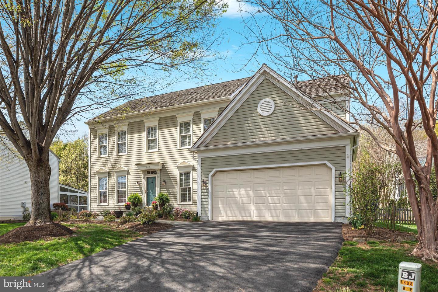 608 Diskin Place SW, Leesburg