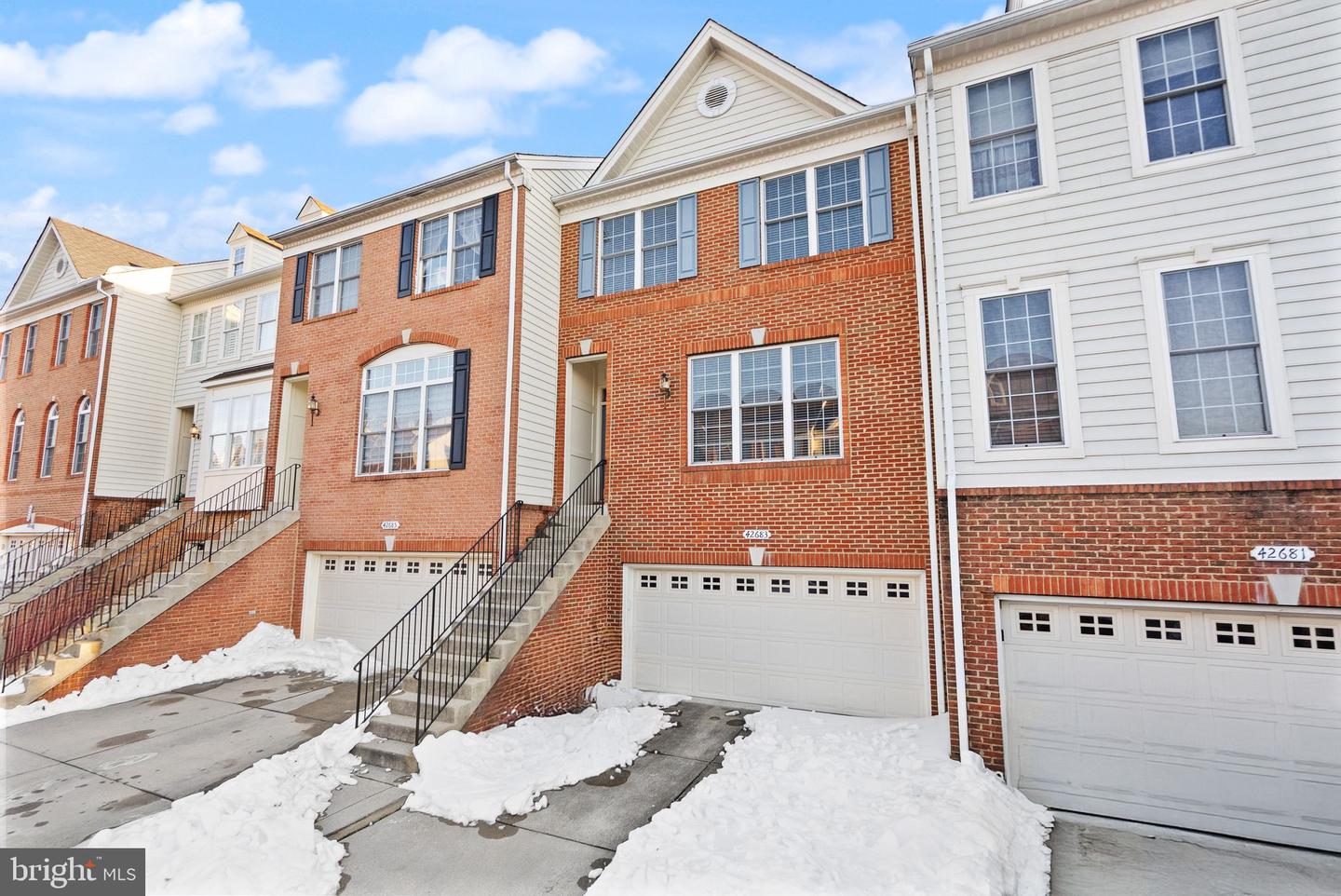 42683 Sandman Terrace, Chantilly