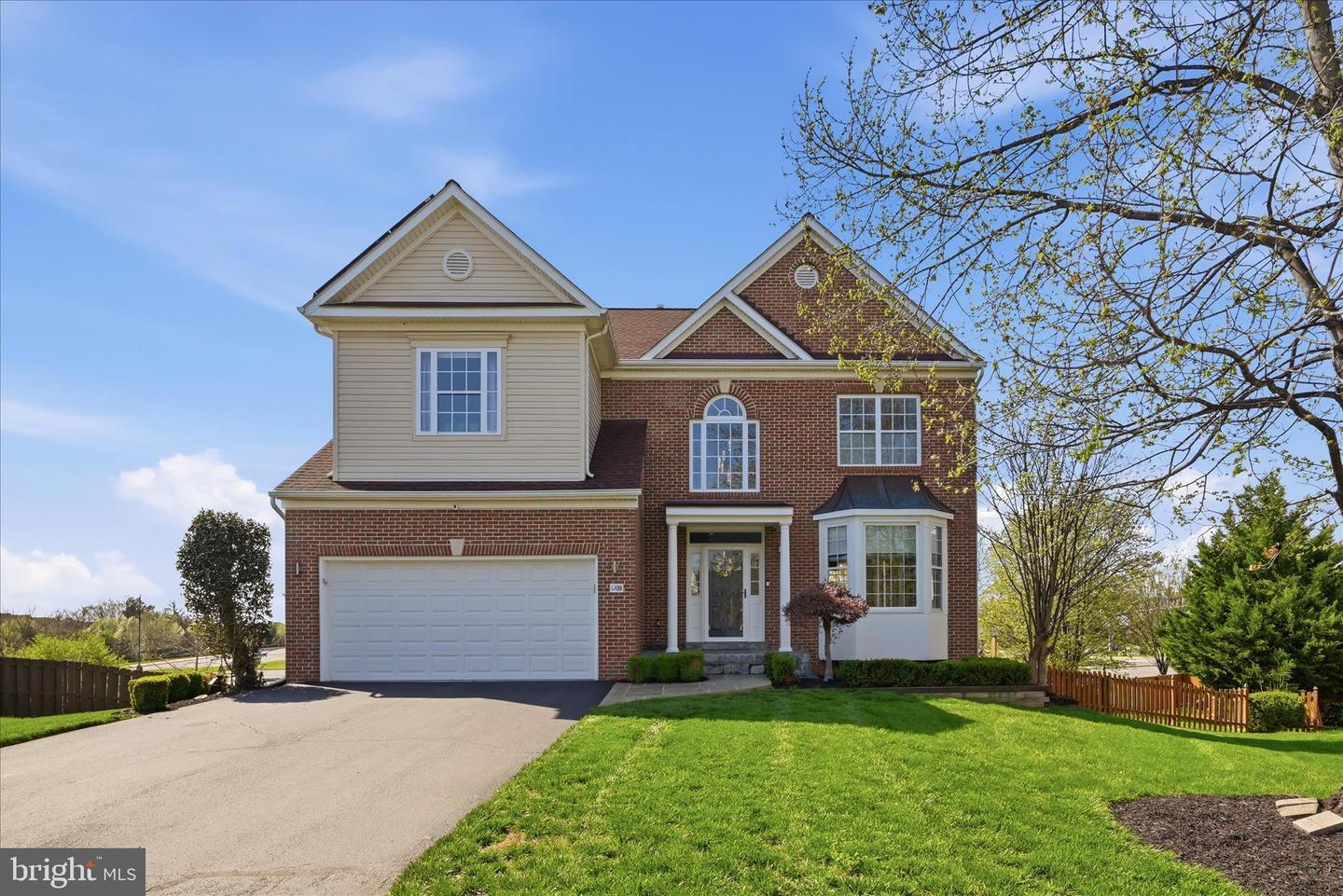 1709 Fairleigh Court NE, Leesburg