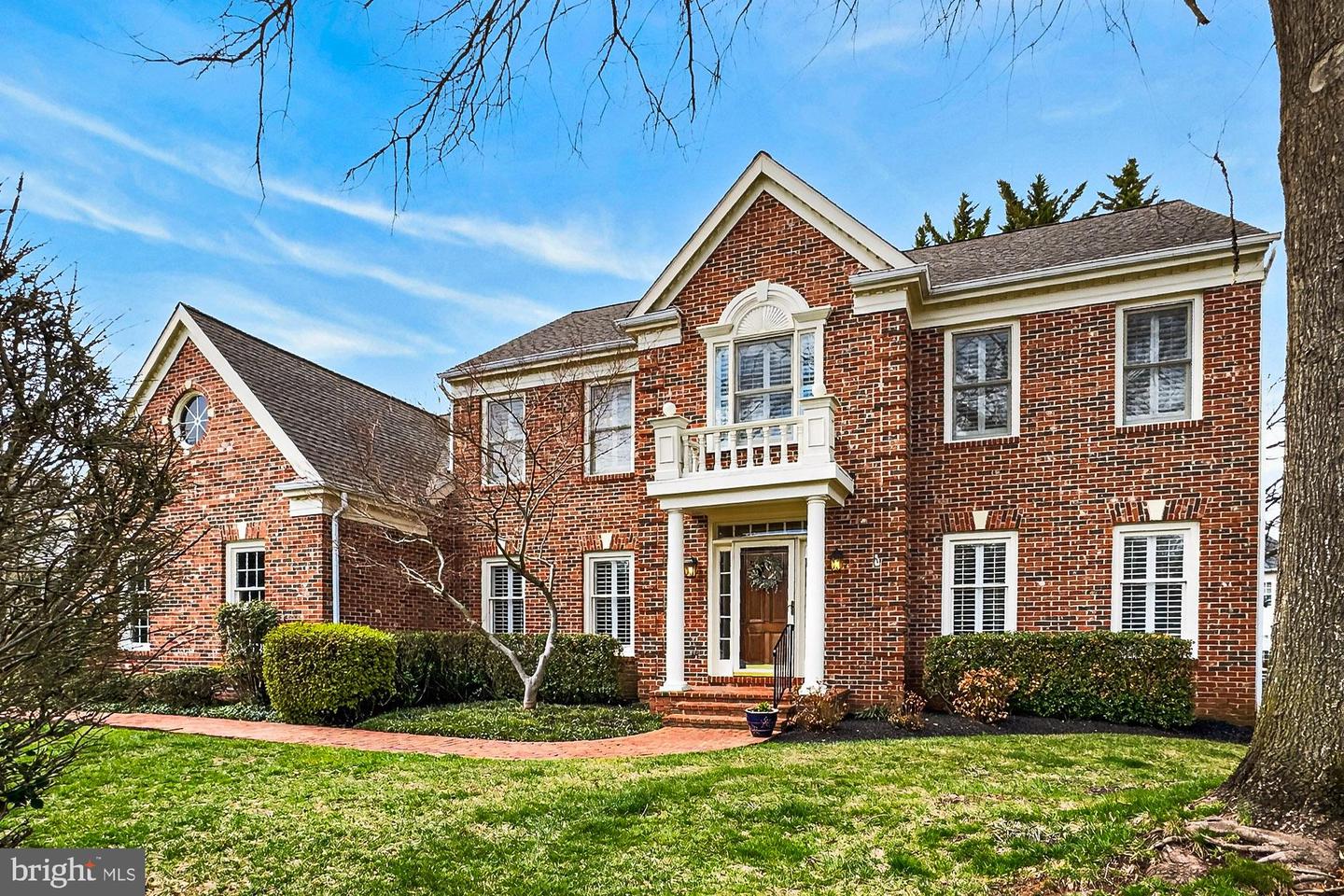 20461 Swan Creek Court, Sterling