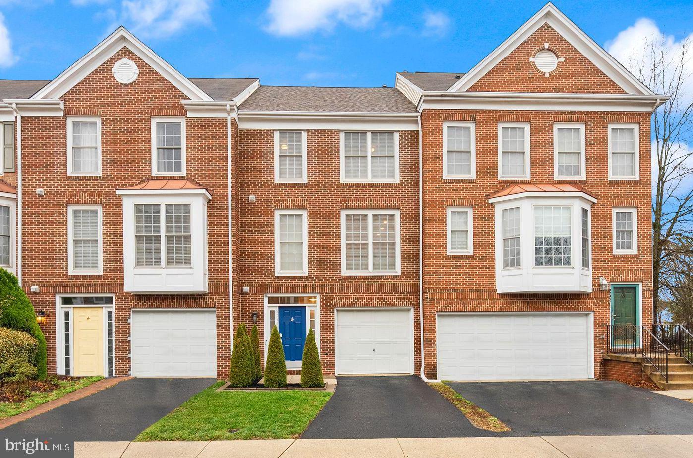 25213 Dunvegan Square, Chantilly