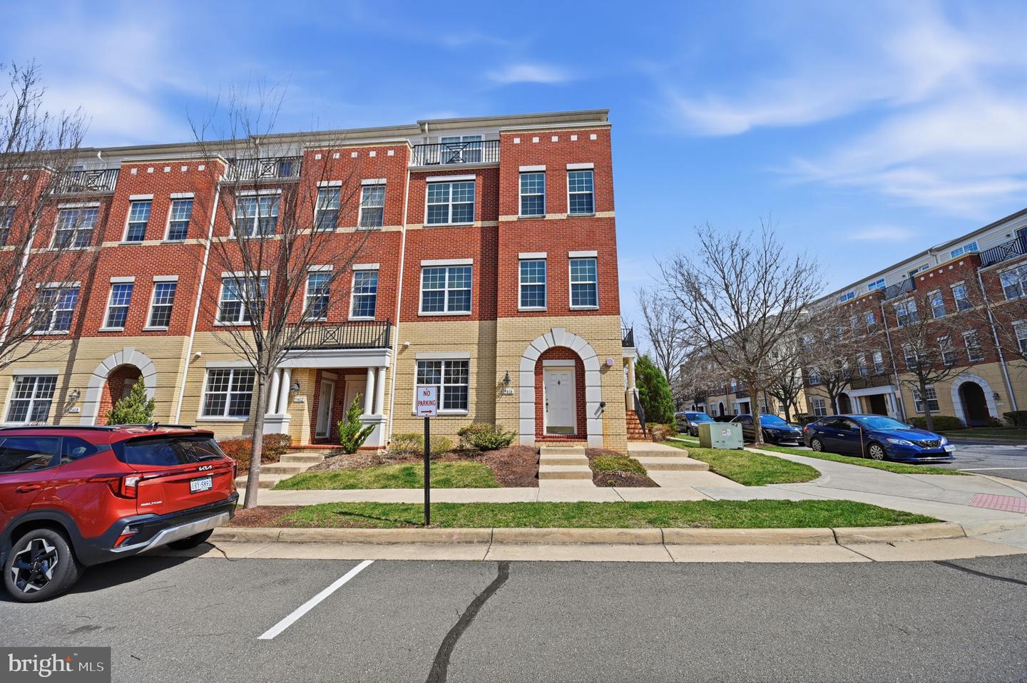 19416 Coppermine Square, Leesburg