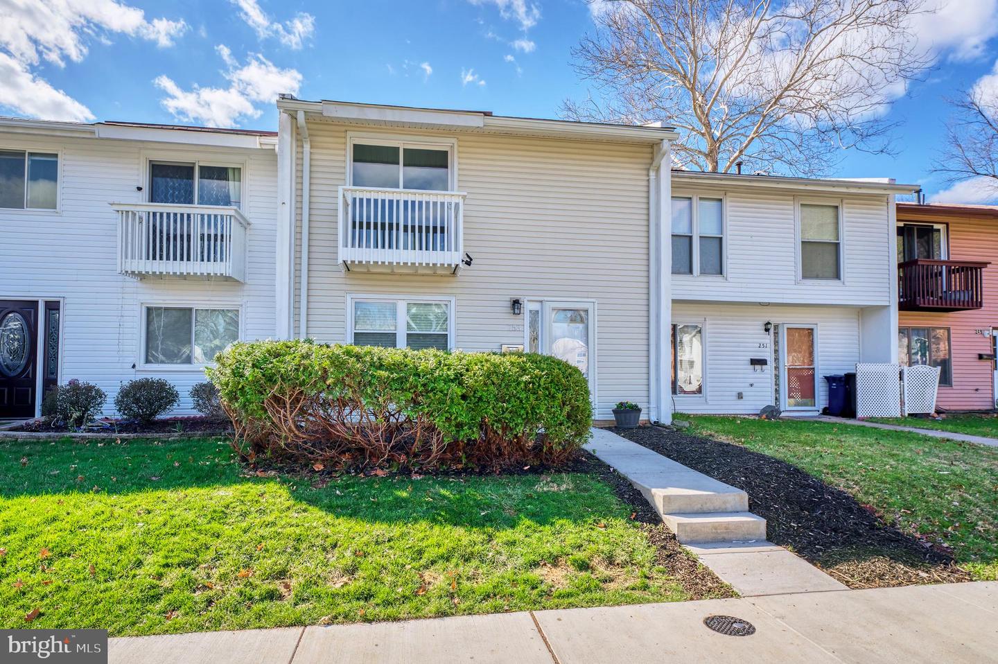 253 Willow Terrace, Sterling
