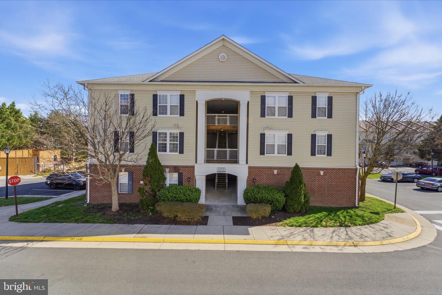 42539 Mayflower Terrace #301, Brambleton