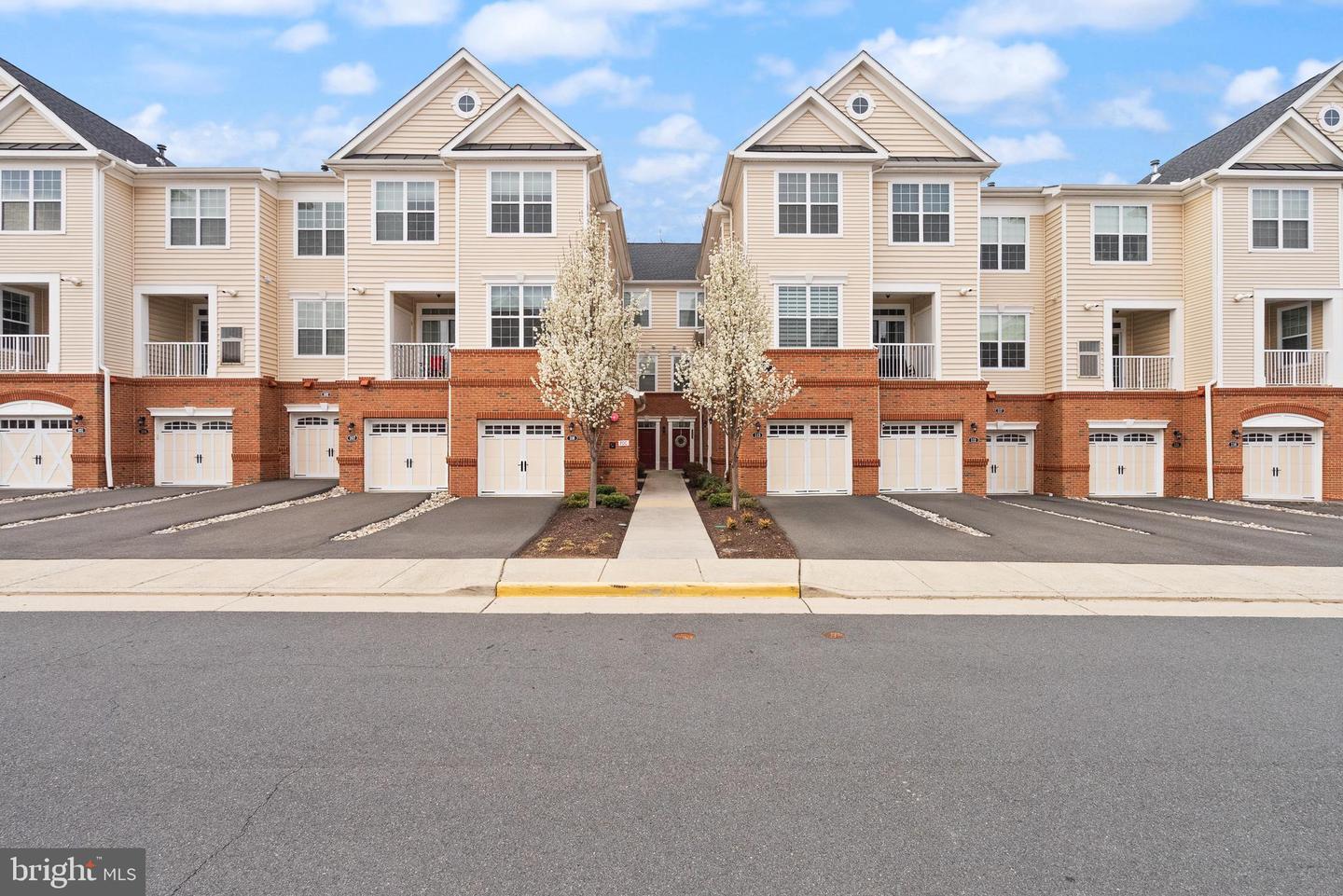 23235 Milltown Knoll Square #110, Ashburn