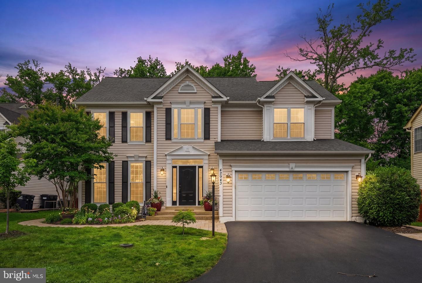 42943 Gotham Way, Ashburn