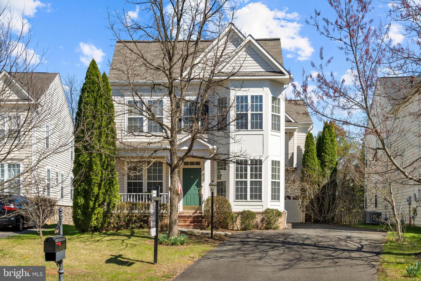 21824 Wingfoot Court, Broadlands