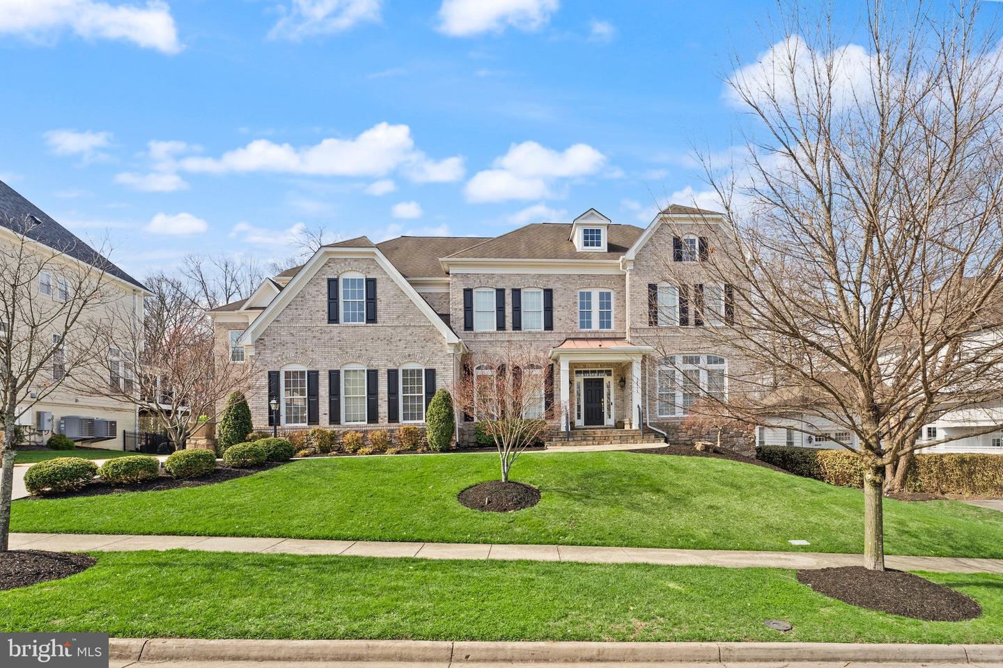 18911 Shropshire Court, Leesburg