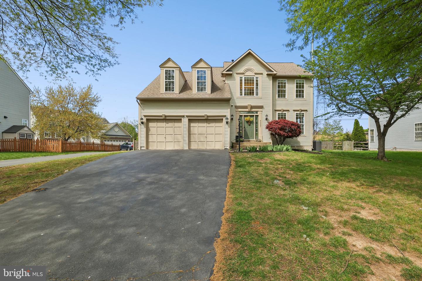 43097 Binkley Circle, Leesburg