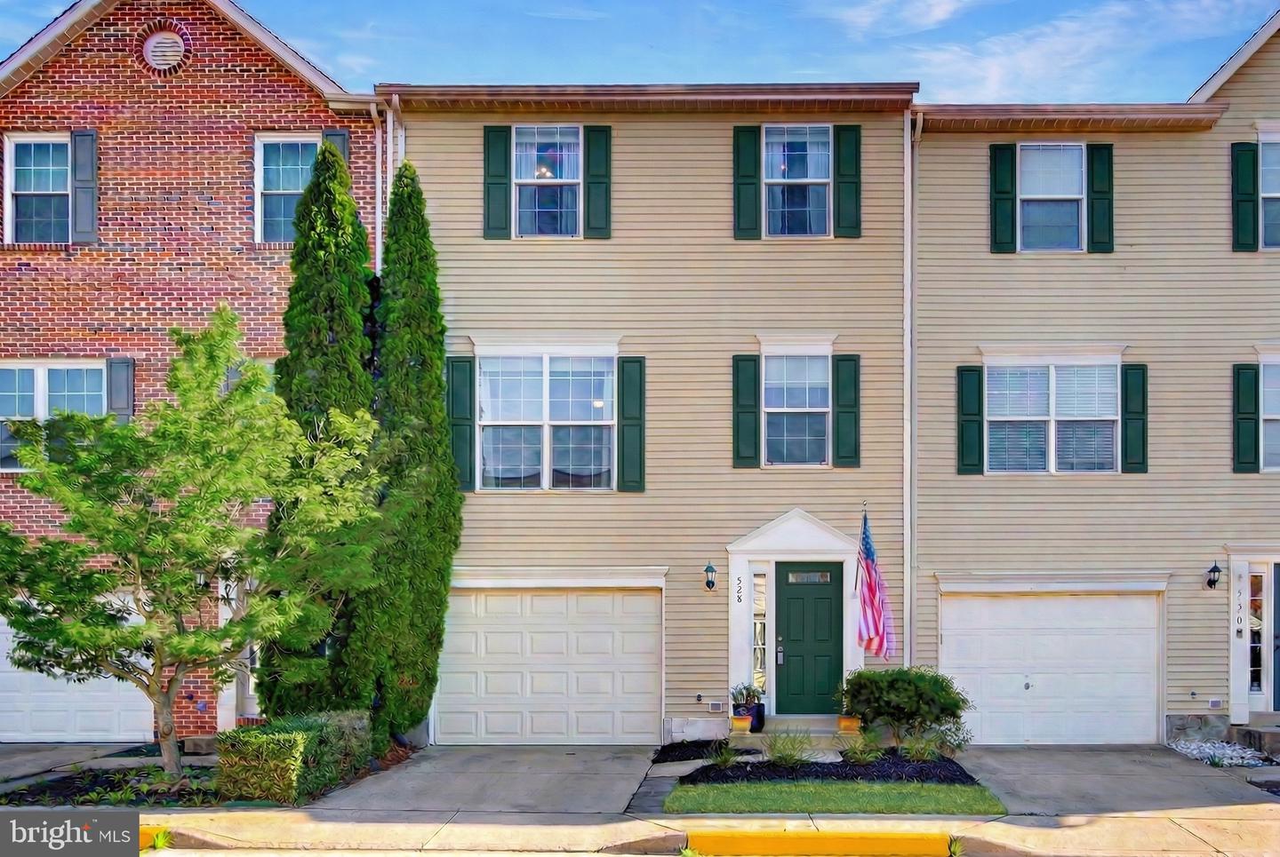 528 Tuliptree Square NE, Leesburg