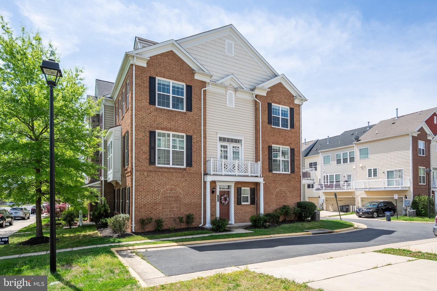 25491 Amber Gate Terrace, Chantilly