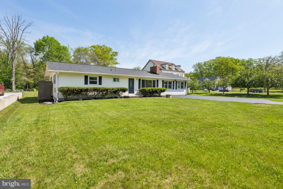 45448 Mallard Street, Sterling