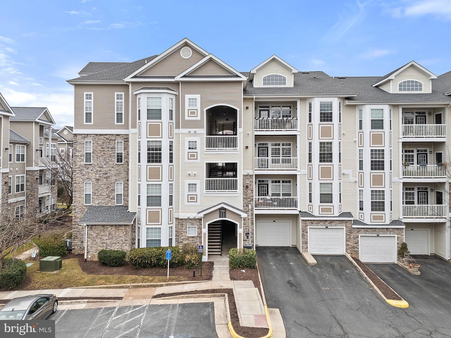 506 Sunset View Terrace SE #302, Leesburg