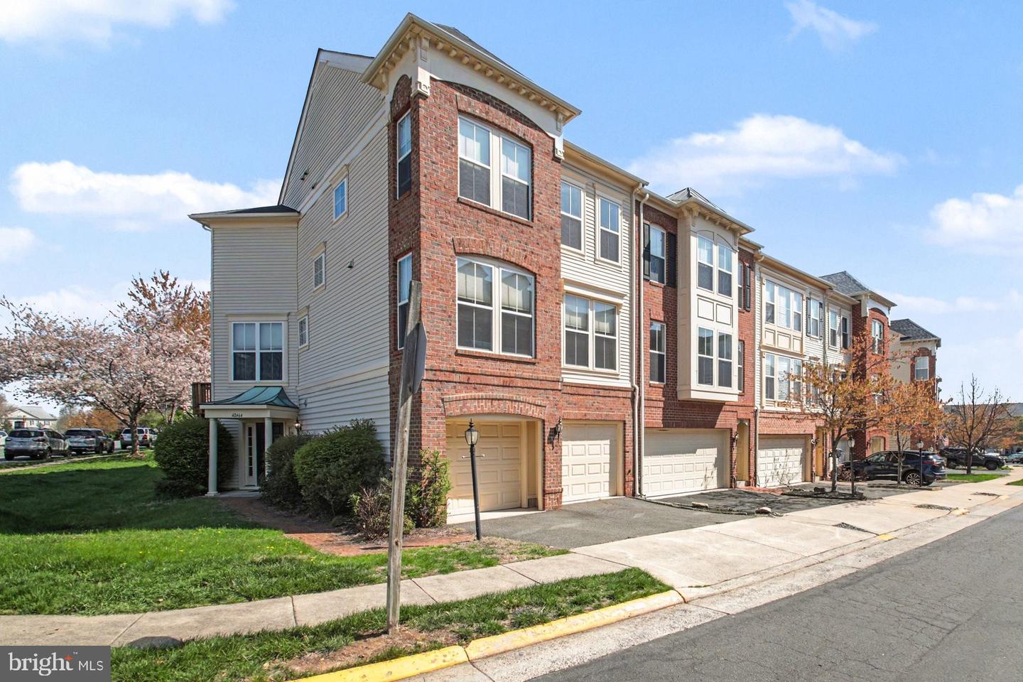 42464 Regal Wood Drive