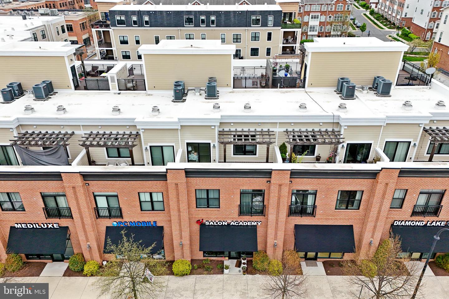 43567 Michigan Square