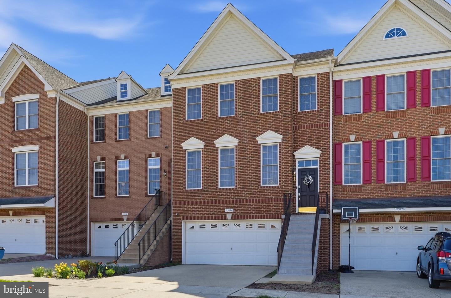 25174 Whippoorwill Terrace, Chantilly