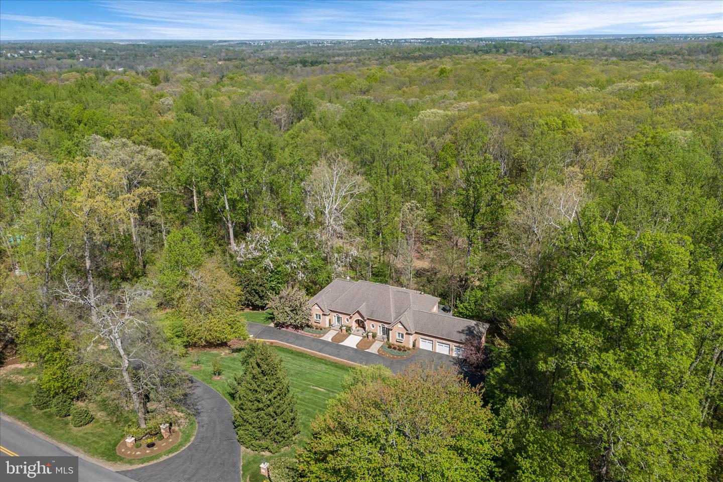 22030 Watson Road, Leesburg