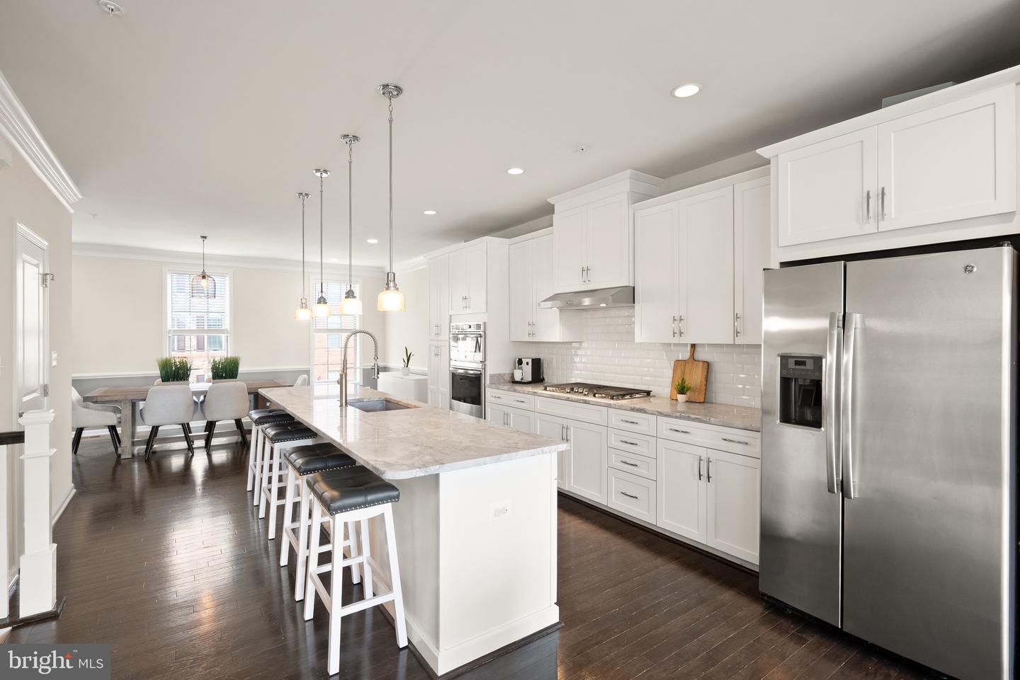 43197 Halkett Square, Ashburn