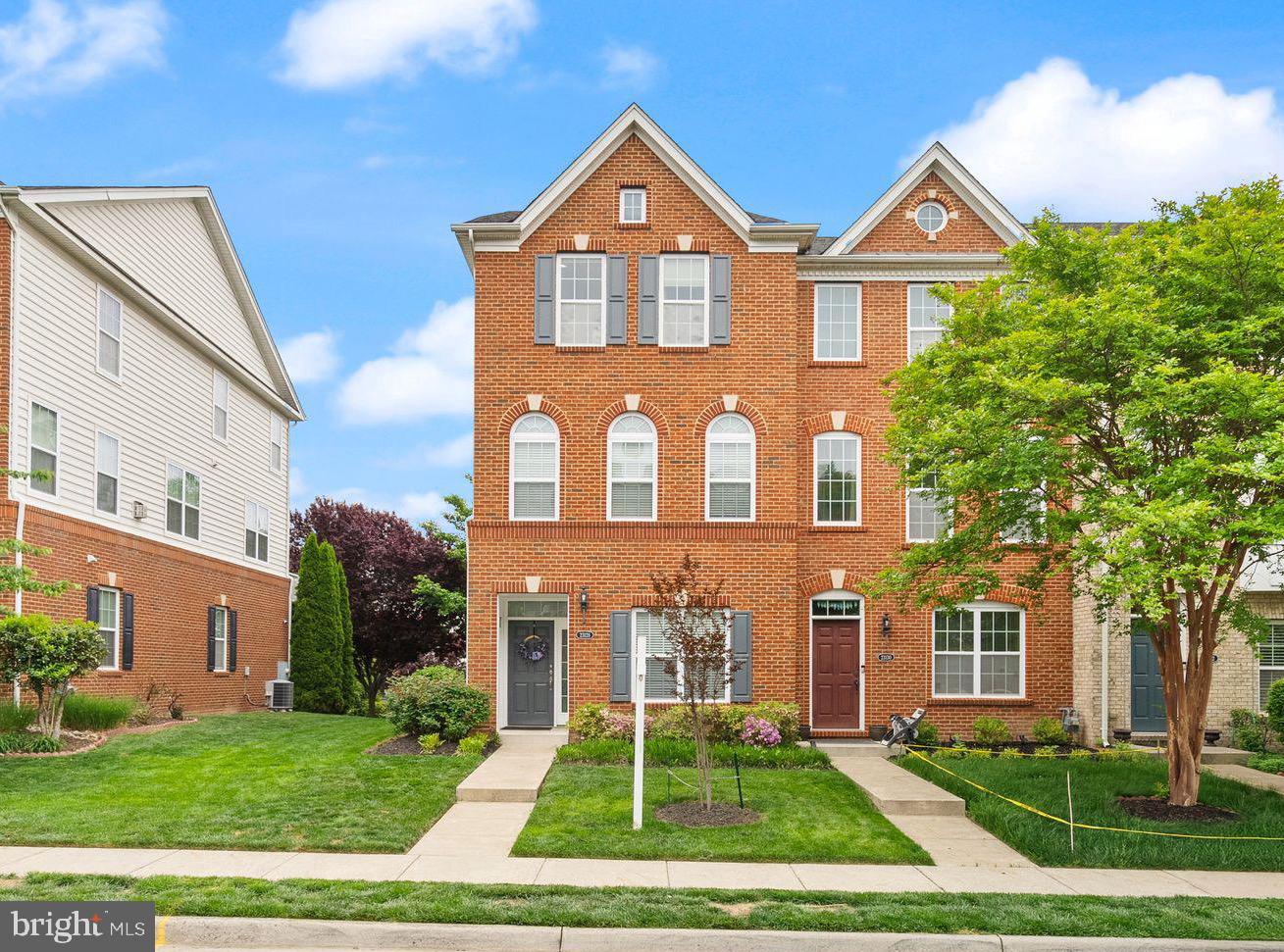 23128 Dunlop Heights Terrace, Ashburn
