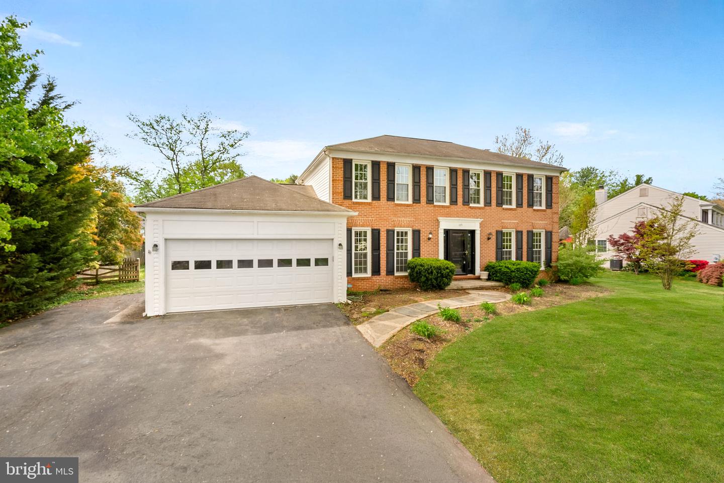 105 Peyton Road, Sterling