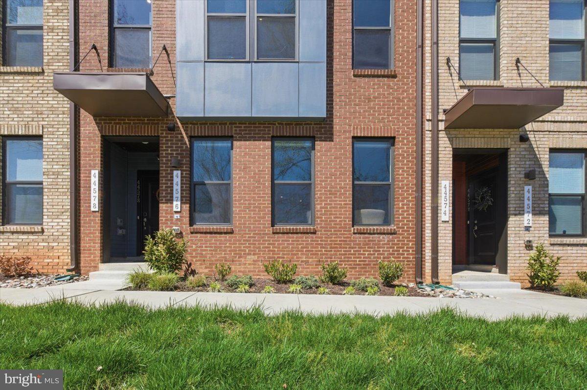 44576 Wolfhound Square, Ashburn