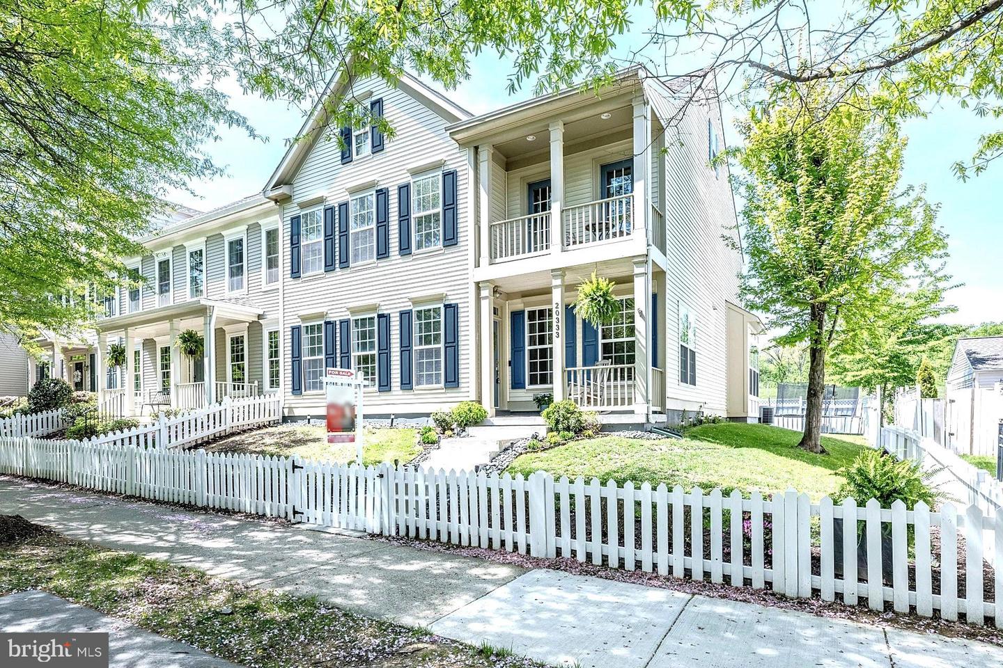 20333 Charter Oak Drive, Ashburn