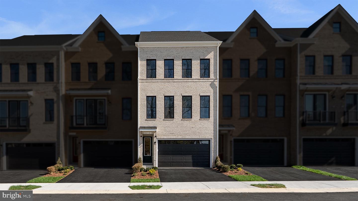 42141 Picasso Square #homesite 4526, Ashburn