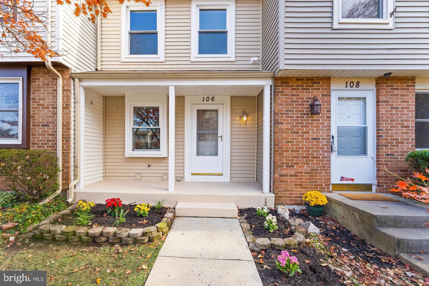 106 Charing Court, Sterling