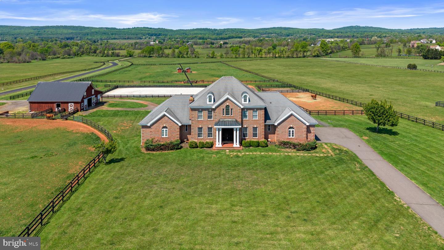 15145 Lees Crossing Ln