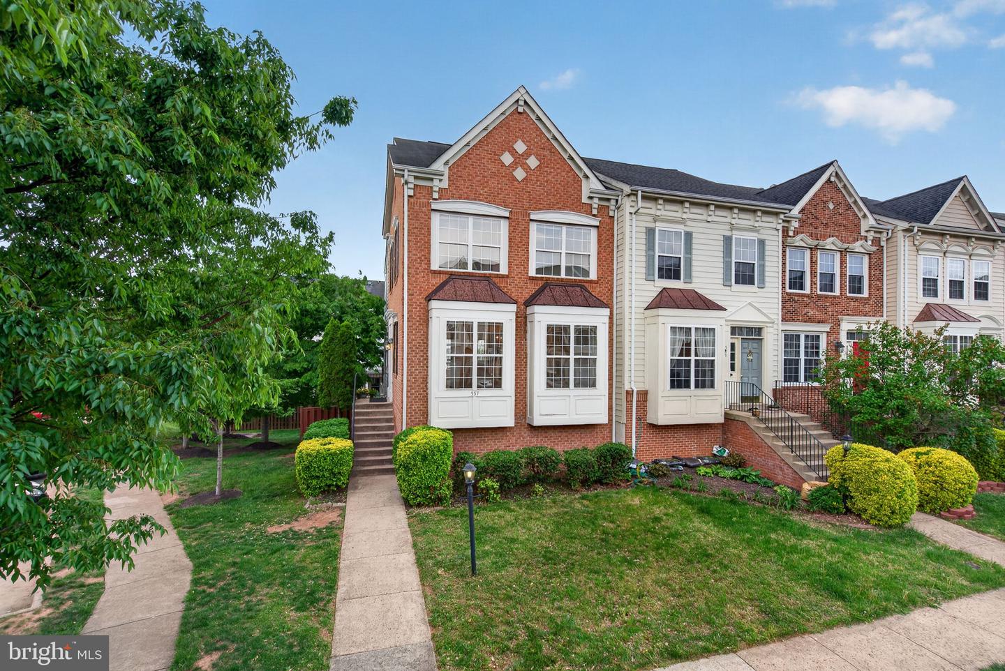 557 Edmonton Terrace NE, Leesburg