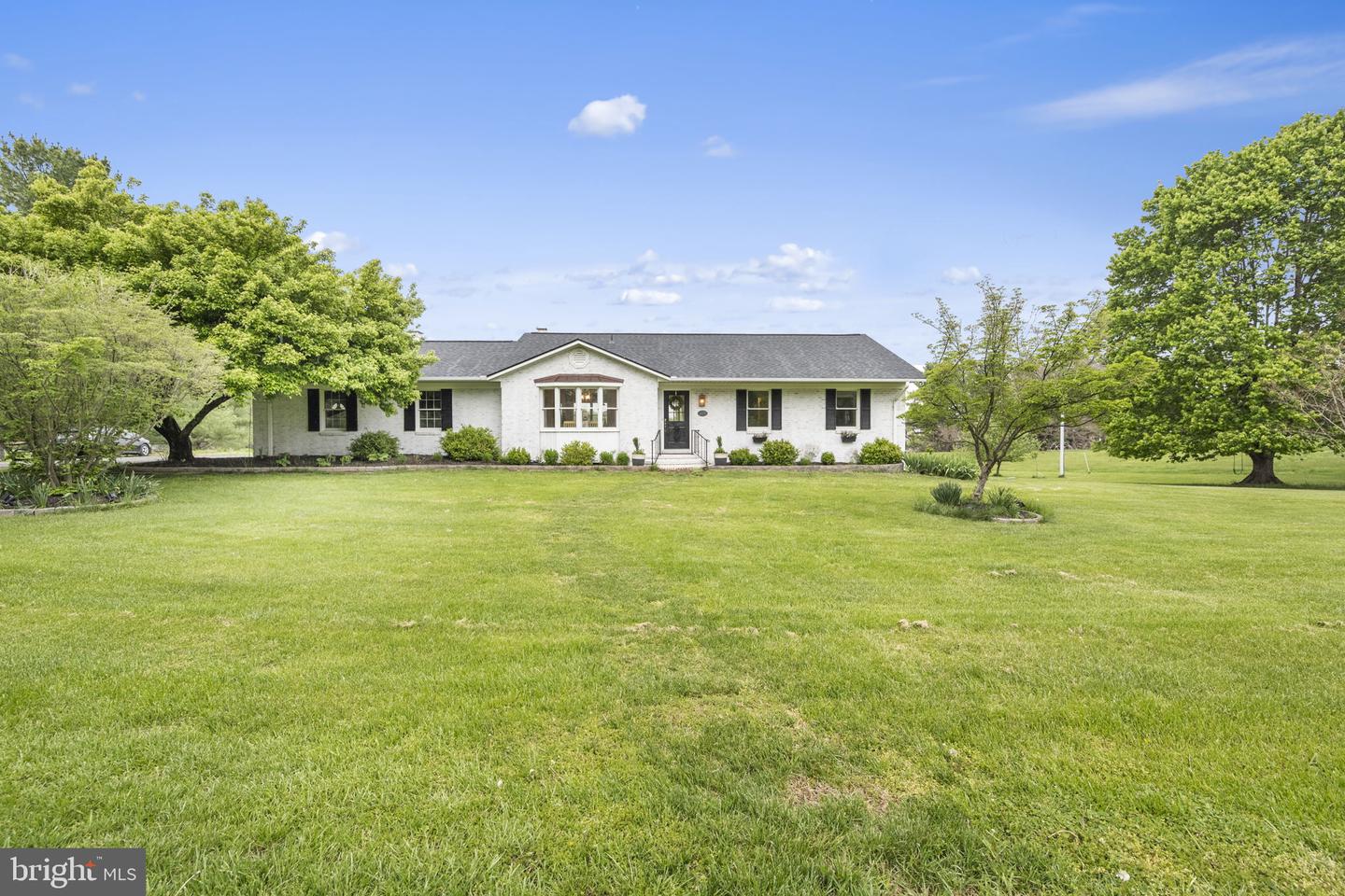 16045 Hamilton Station Road, Waterford