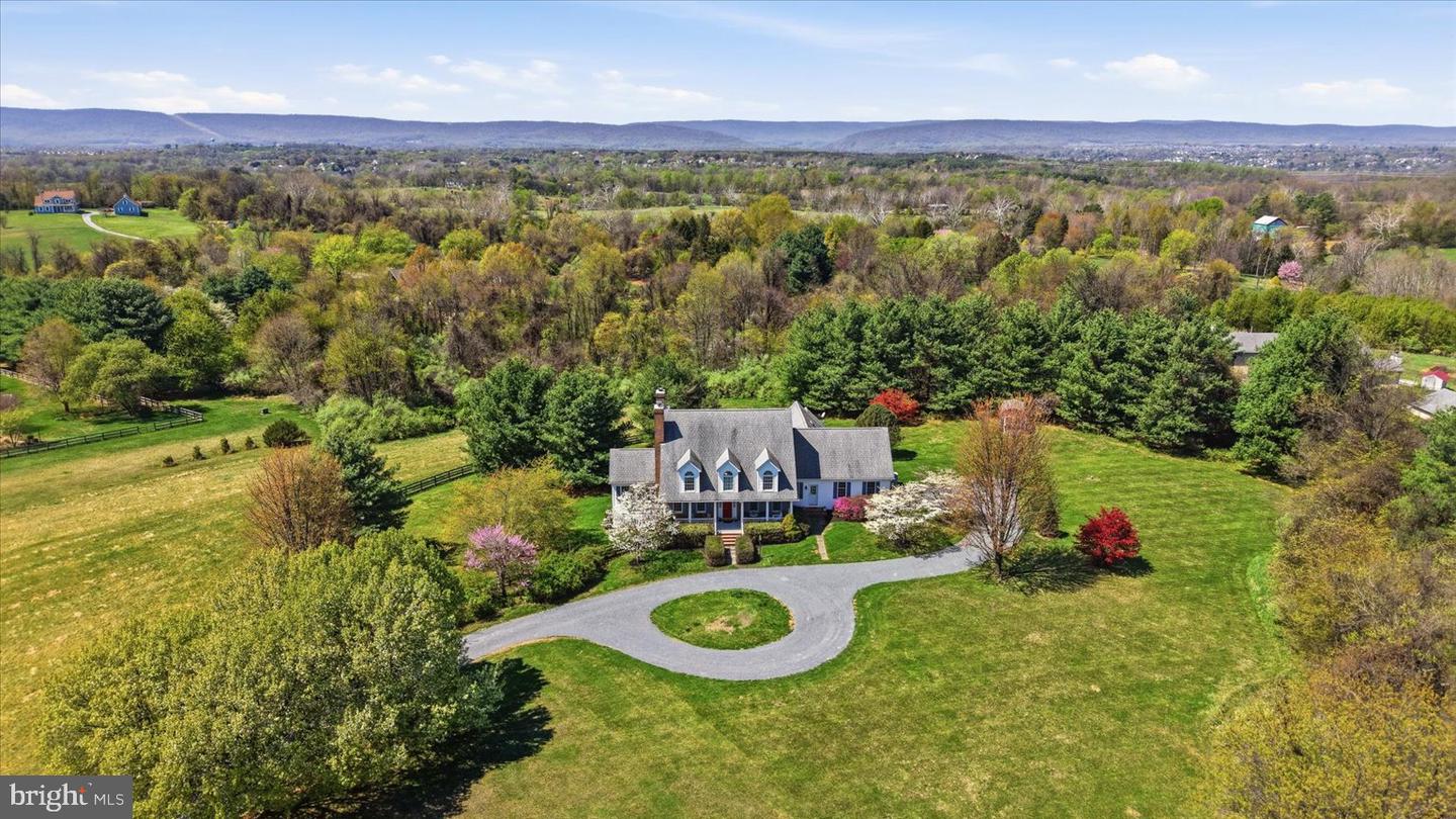 12282 Enfield Lane, Lovettsville