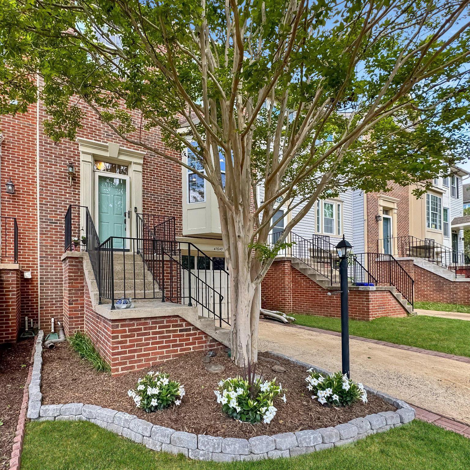 47640 Comer Square, Sterling