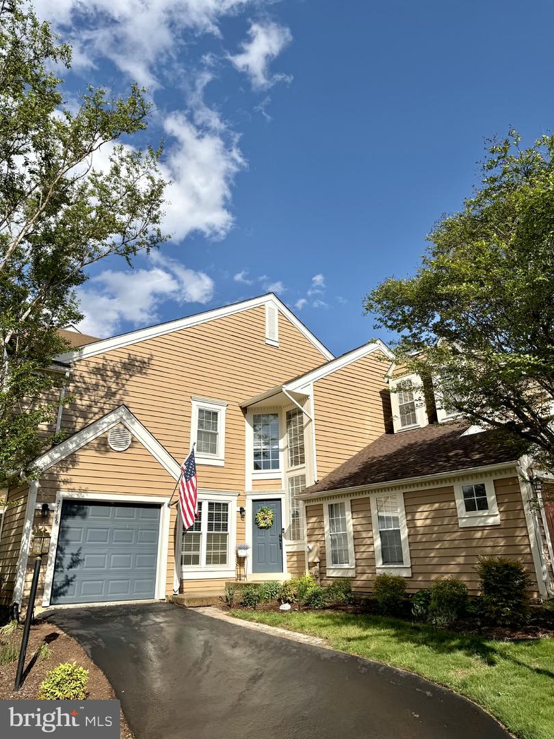21186 Vineland Square, Ashburn