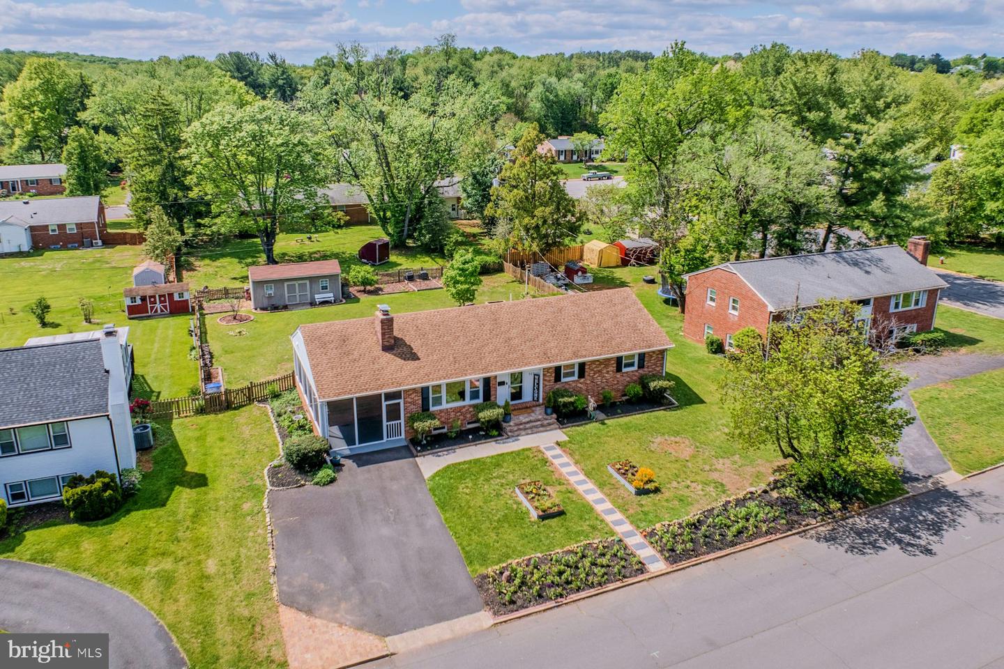 707 Wage Drive SW, Leesburg