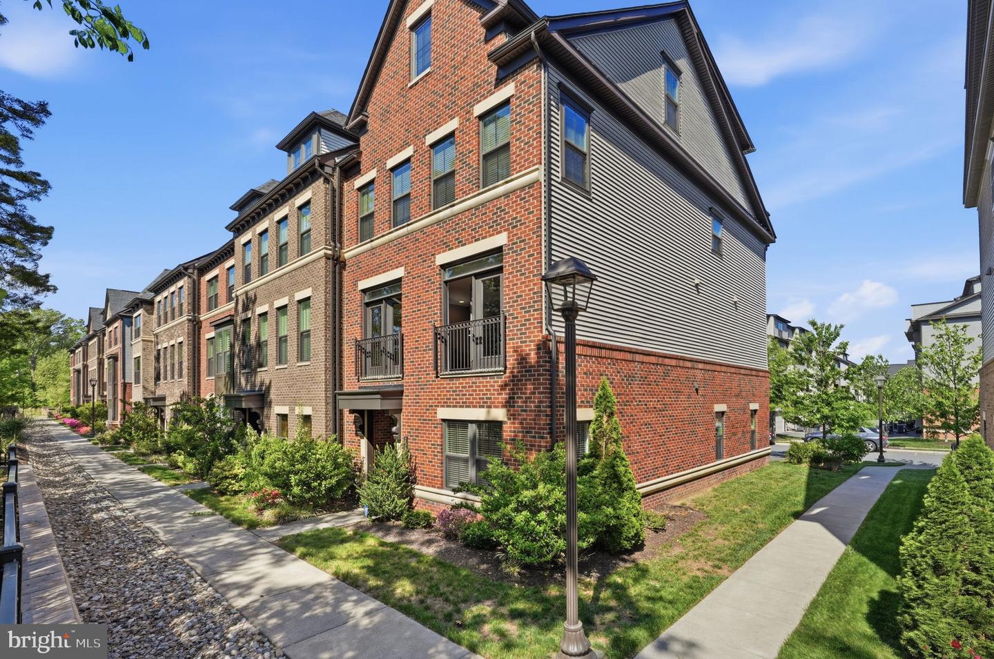 22353 Trailview Crossing Terrace